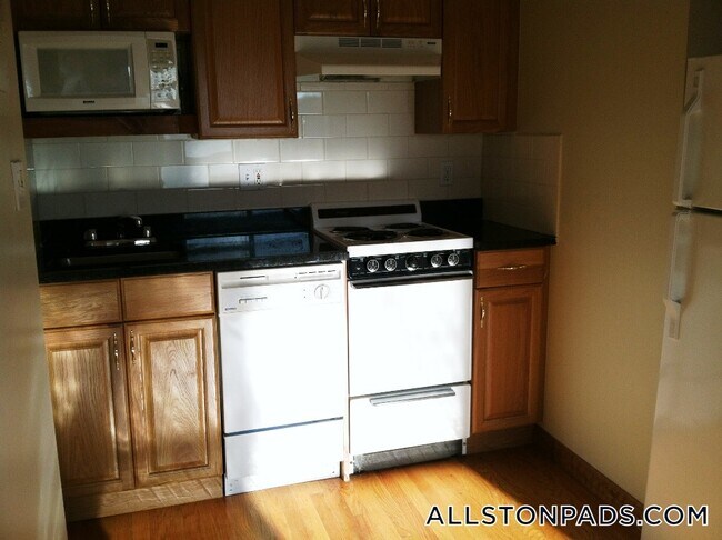 Photo - 1110 Commonwealth Ave Unit 201