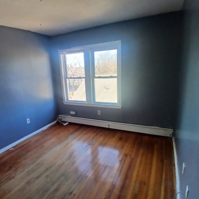 Photo - 490 Edgewood St Unit 3