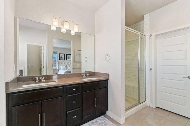 Photo - 6801 Warren Dr Unit ID1013142P