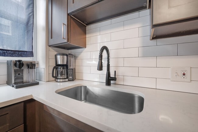 Photo - Tastefully updated 2-Bed, 1-Bath Gem in Troy Hill!