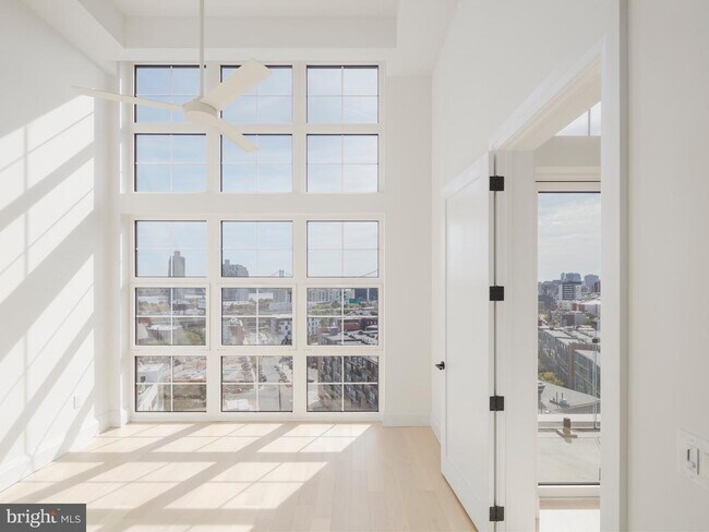 Photo - 1099 Germantown Ave Unit PHB