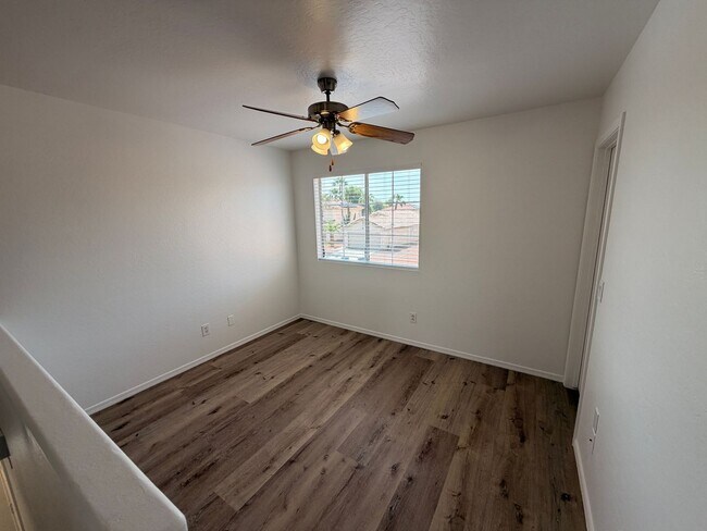 Photo - 12930 W Paradise Dr