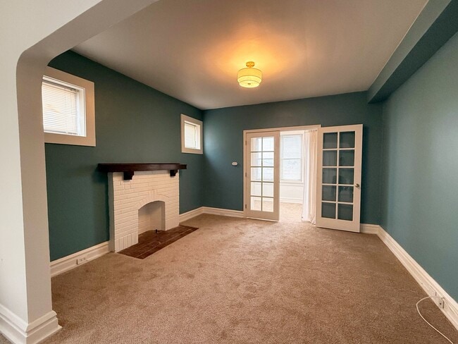 4909 Lansdowne Ave Unit 3E