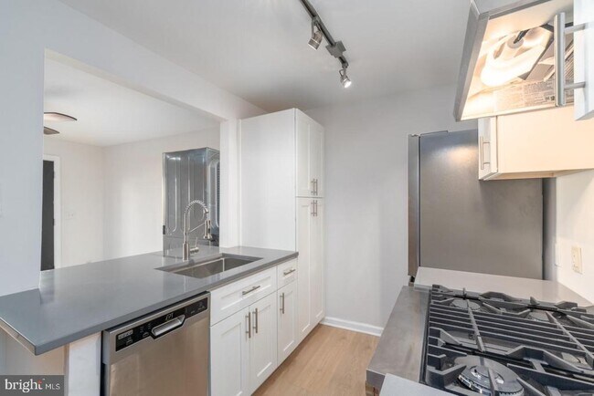 Photo - 1044 Patapsco St Townhome