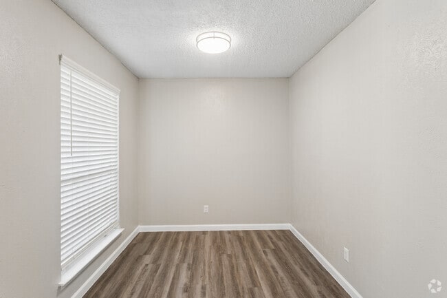 2BR, 2BA - B2 - Dining Room
