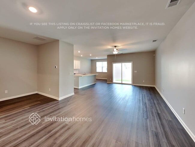 Photo - 132 Webster Cir