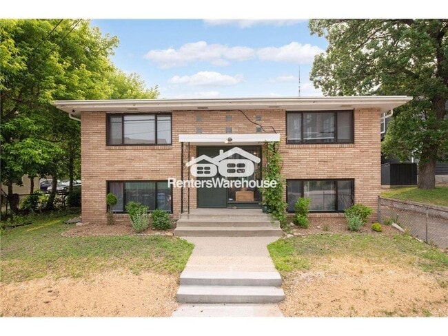 Photo - 15 Malcolm Ave SE