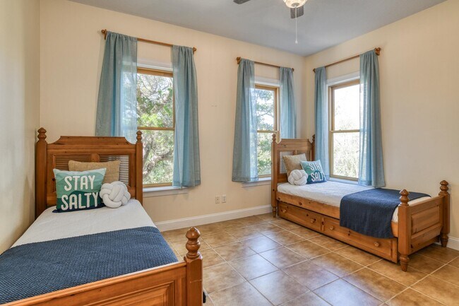 Photo - 201 N Forest Dune Dr