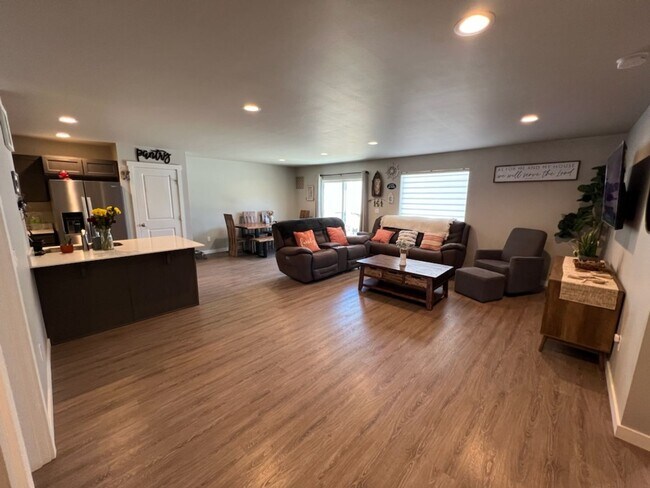 Photo - 3 bed/2 bath rambler style home! Double ga...