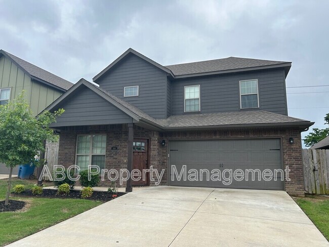 Photo - 3301 SW Hillstone Ave House