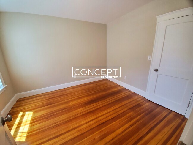 Photo - 21 Moraine St