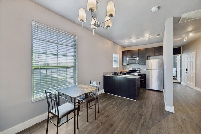 Photo - 605 S Oak Cliff Blvd Unidad 4