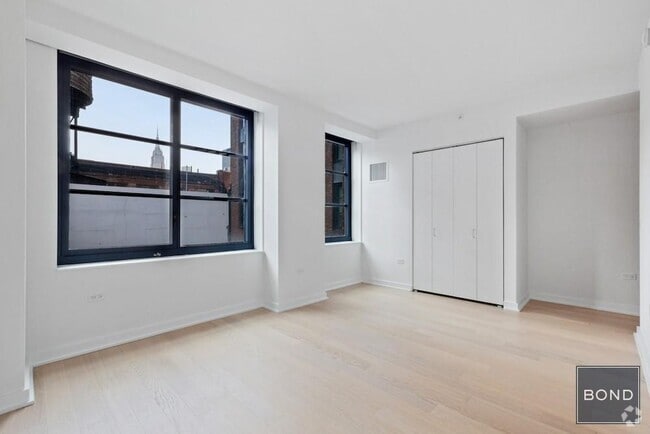 Building Photo - 515 W 38th St Unit 10L Rental