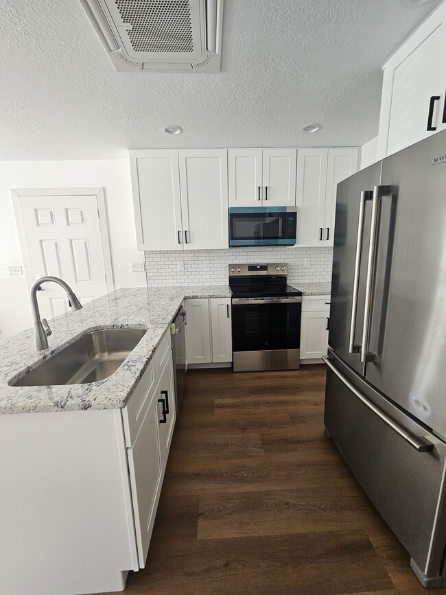 Brand new appliances - 330 N 985 W Unit 332