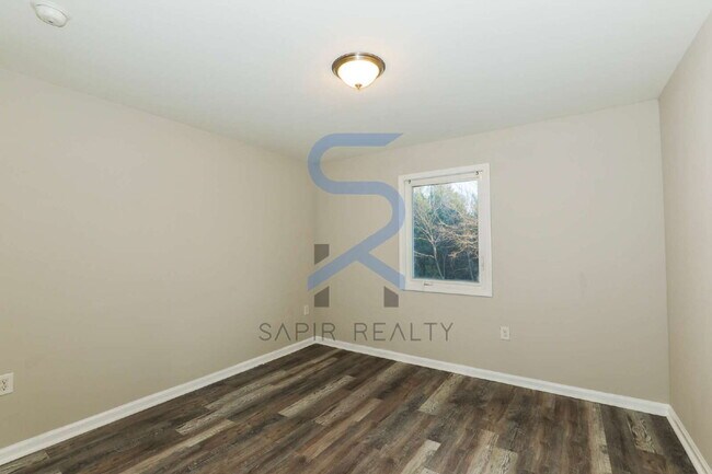 Photo - Your Dixie Hills All-Electric 2BR/1BA Hideaway Unit B12