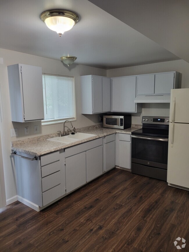 Building Photo - 1208 S 900 E Unit C Rental