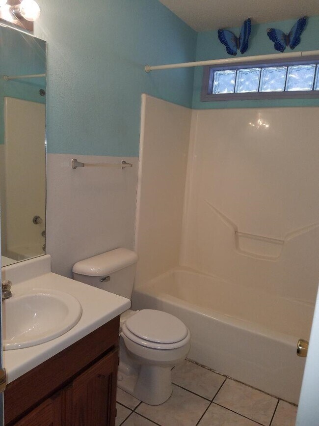 Photo - 4303 Revolution Rd