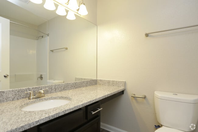 Interior Photo - Paces Ridge at Vinings Rental