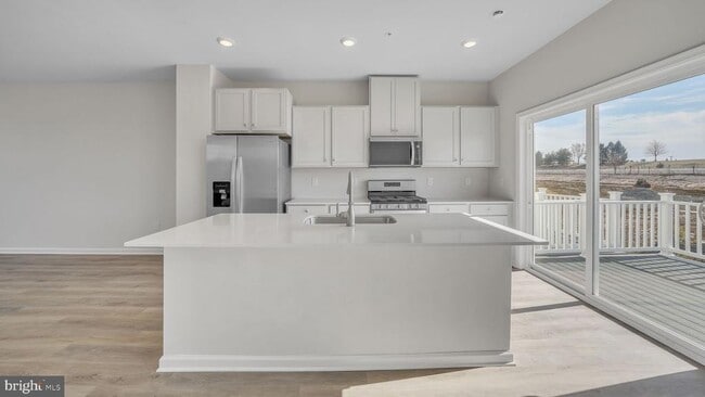 Photo - 178 Bell Ct