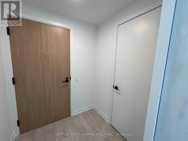 Photo - 35 Parliament St Unit 1904