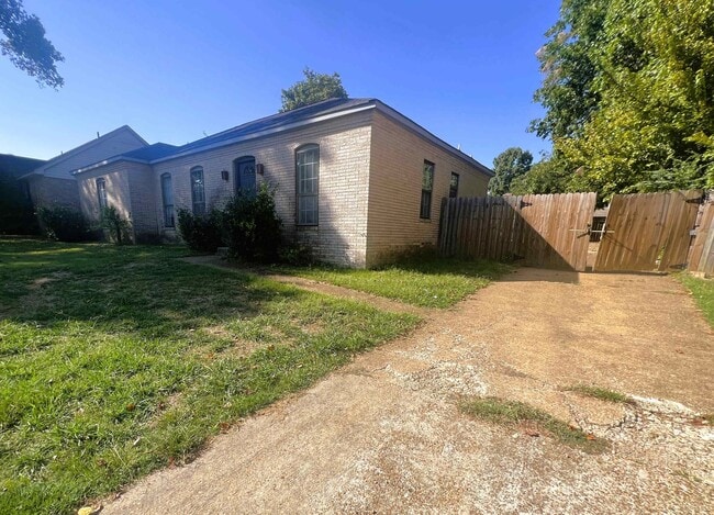 Photo - 5300 Steuben Dr
