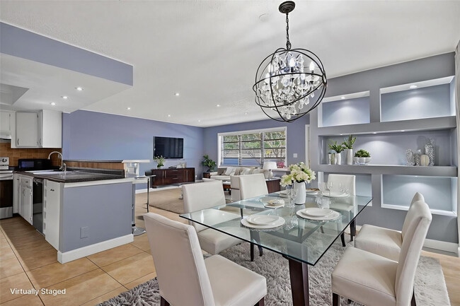 Building Photo - 1759 NE 40th Pl Unit 604