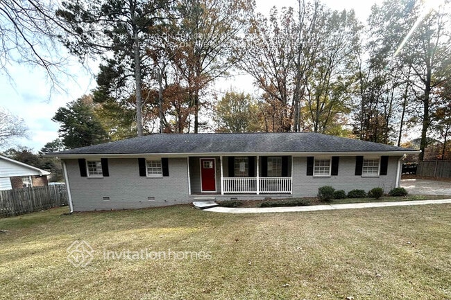 Building Photo - 1589 Mary Lou Ln SE