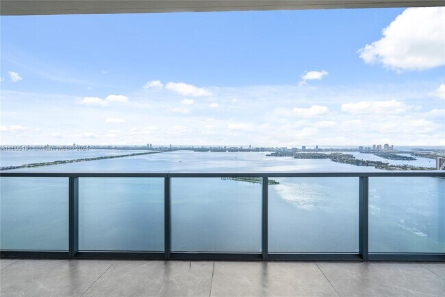 Photo - 788 NE 23rd St