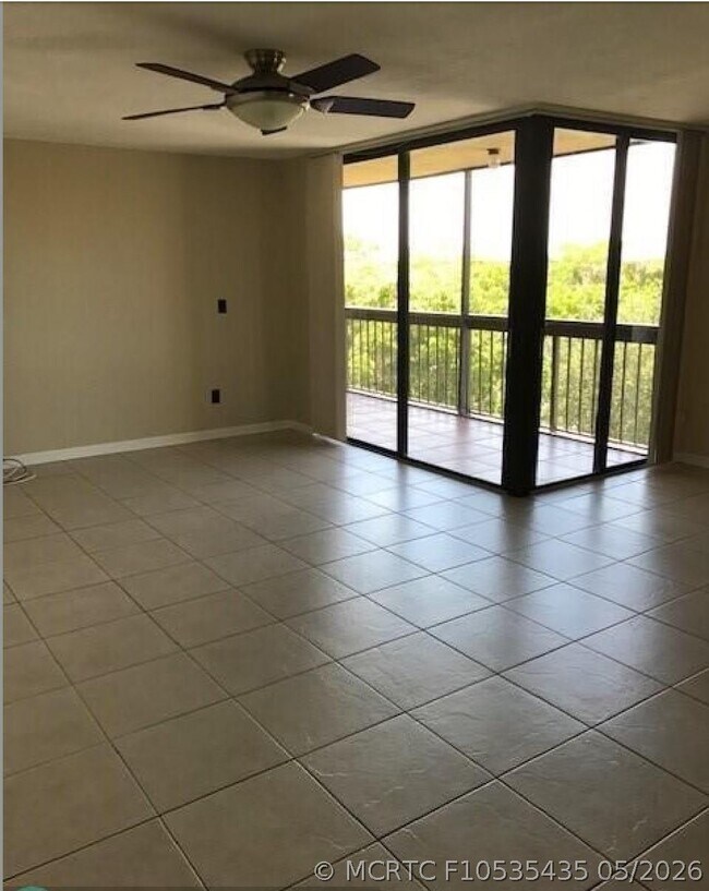 Photo - 950 Lavers Cir Unit F-511