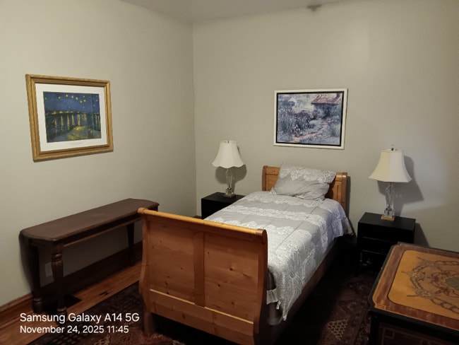 Photo - 552 N Lawler Ave Unidad 1st Floor