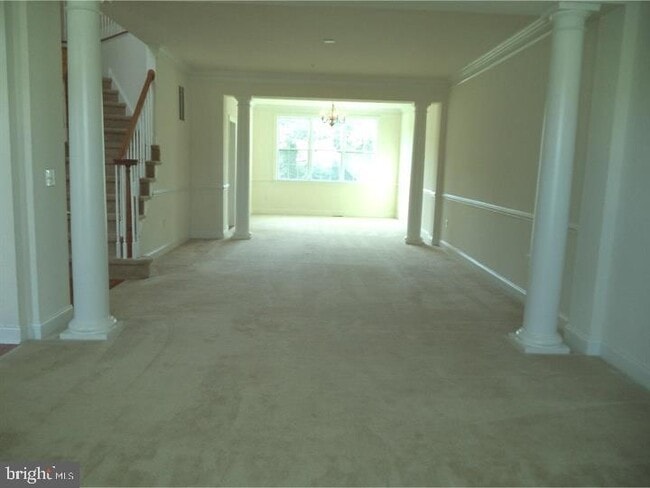 Photo - 2804 Hoffs Way