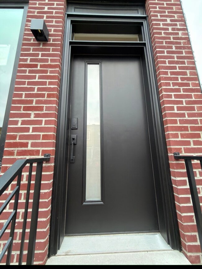 Front of house - 2431 N 29th St Unit 2nd R