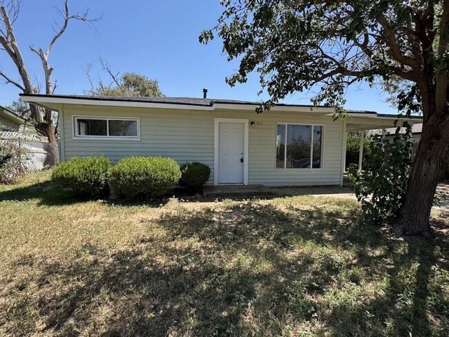 Photo - 904 E Stanford St