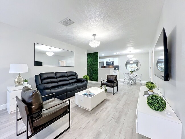 Building Photo - South Kirkman Road, Orlando, FL 32811 - 2 BR 2 BA condo Unit 509