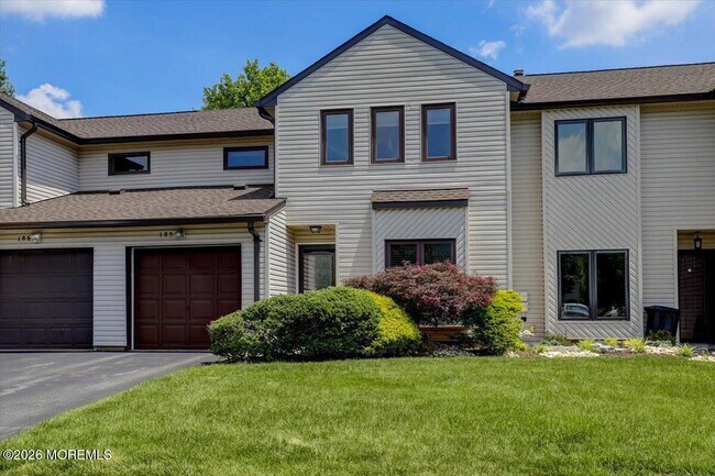 Photo - 185 Pear Dr