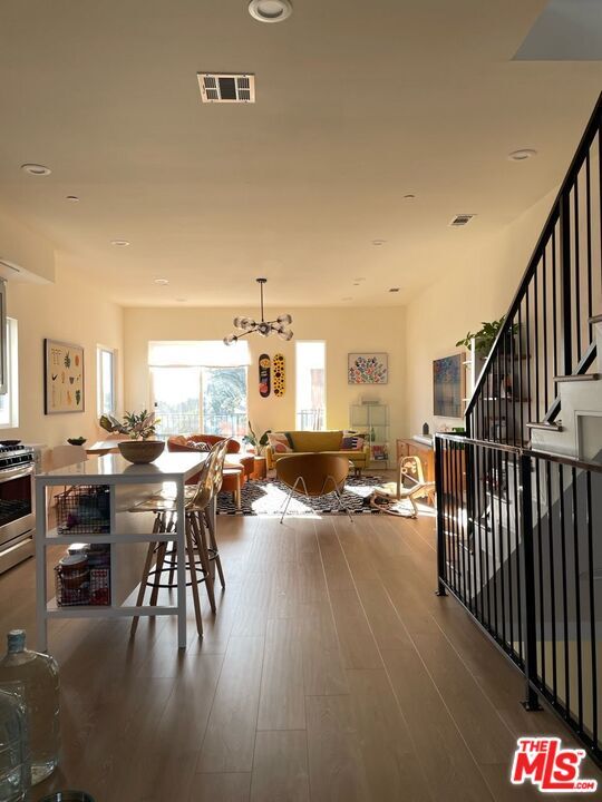 Photo - 2406 S Dunsmuir Ave