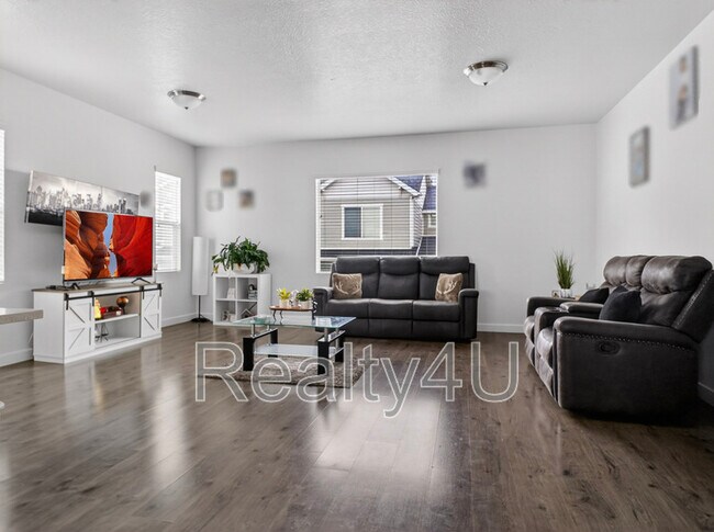 Photo - 1454 S 520 W
