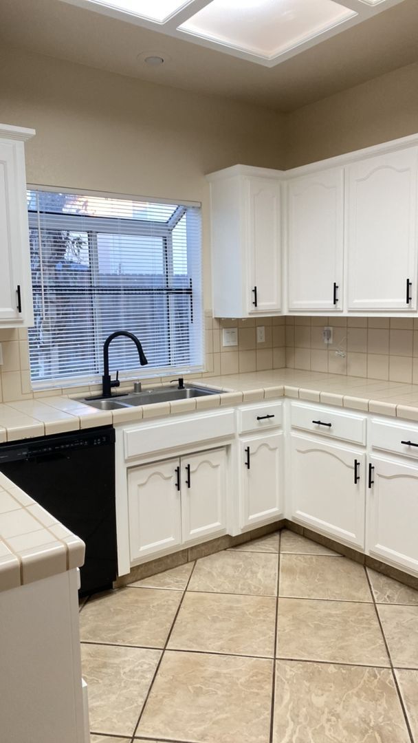 Photo - Charming Home in Turlock's Alpine Estates - $500 OFF FIRST MONTH RENT MOVE IN SPECIAL