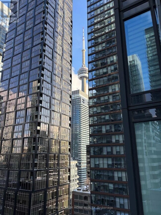 Photo - 115 Blue Jays Way Unit 1912