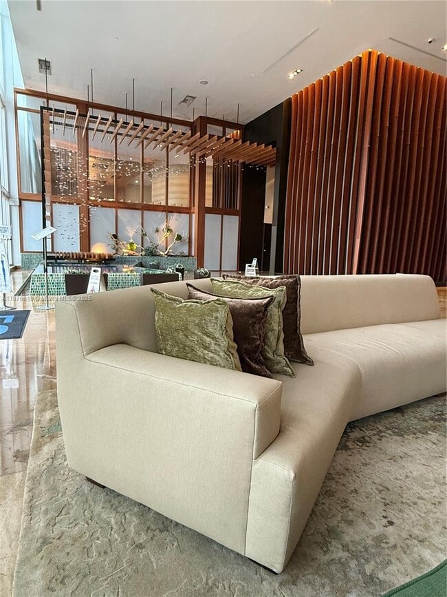 Building Photo - 50 Biscayne Blvd Unit 606 Rental