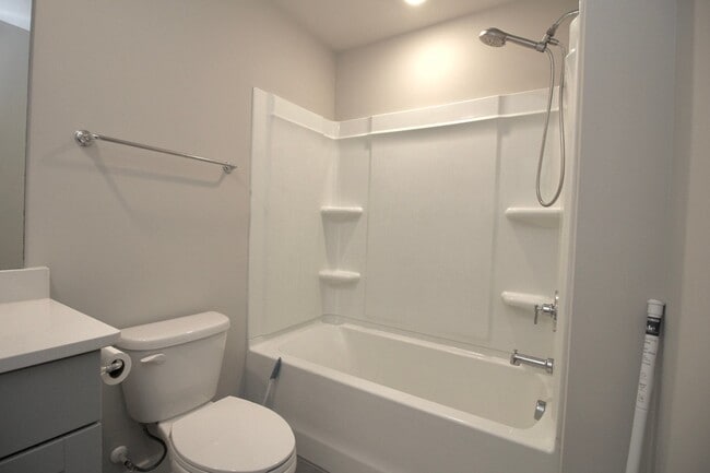 Photo - 35 Beachley Pl