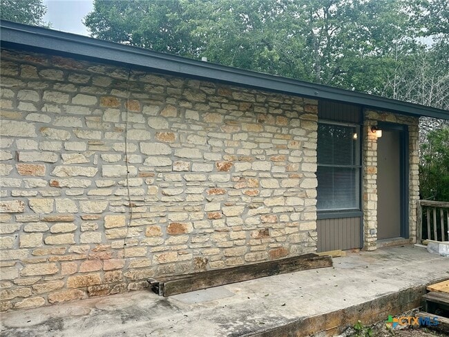 Building Photo - 1103 Hillyer St