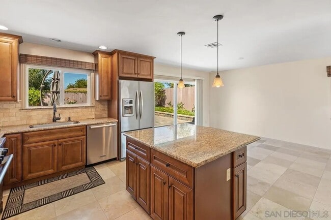 Photo - 5954 Stadium St