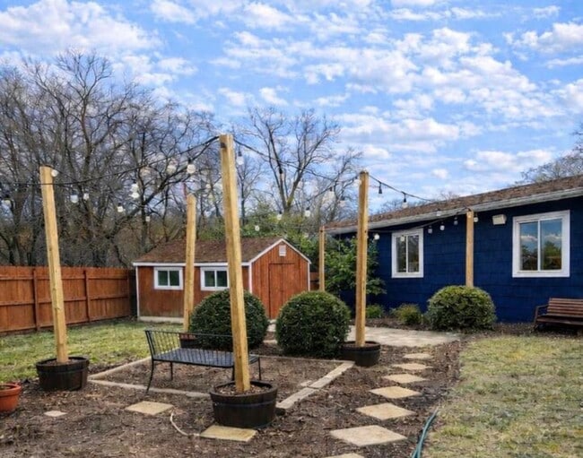 Photo - 5508 S Stough St