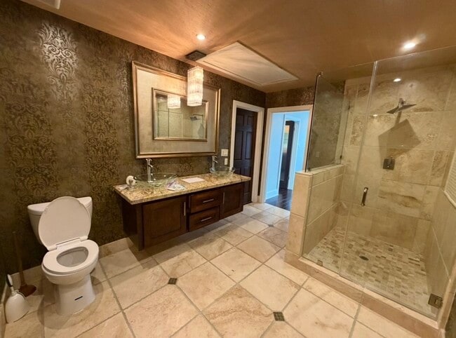 Photo - 446 Heights Blvd