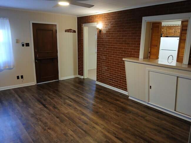 Photo - Nice 3 bedroom Home Bon Air Subdivision