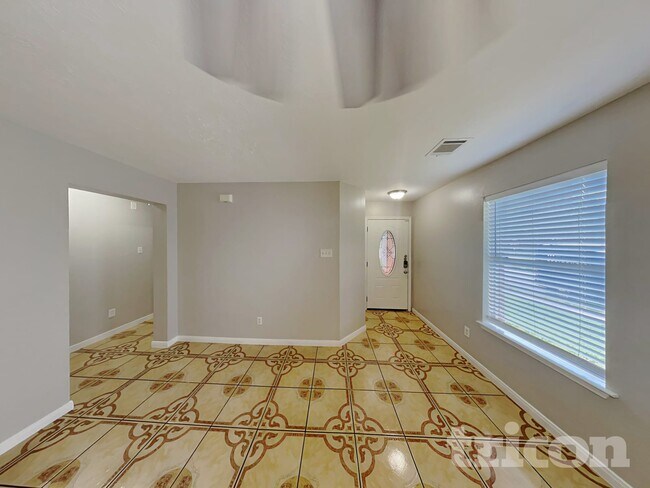 Photo - 1016 Deerpass Dr