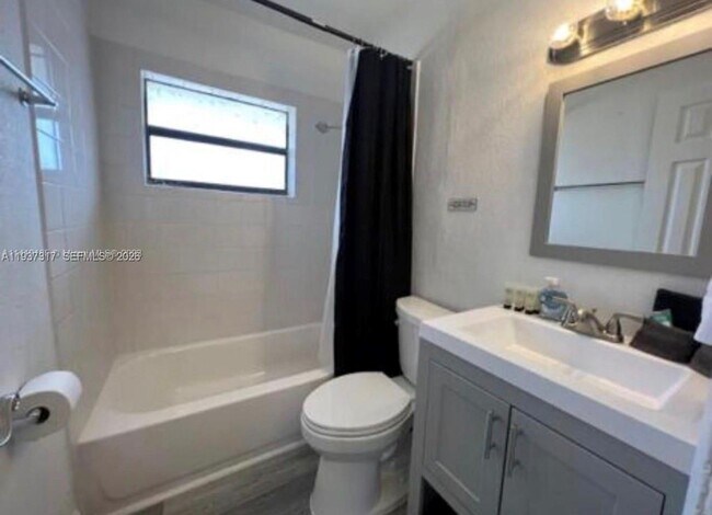 Photo - 1542 NW 35th St