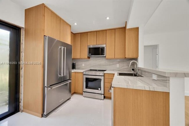 Photo - 3791 SW 26th Terrace Unidad 3791 SW 26th Ter # 0