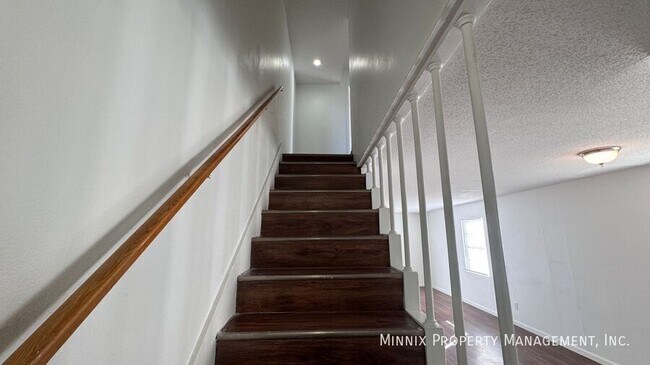 Photo - 1708 Yonkers